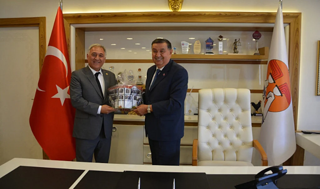 Havza Belediye Başkanı Murat İkiz'e  sürpriz ziyaret 
