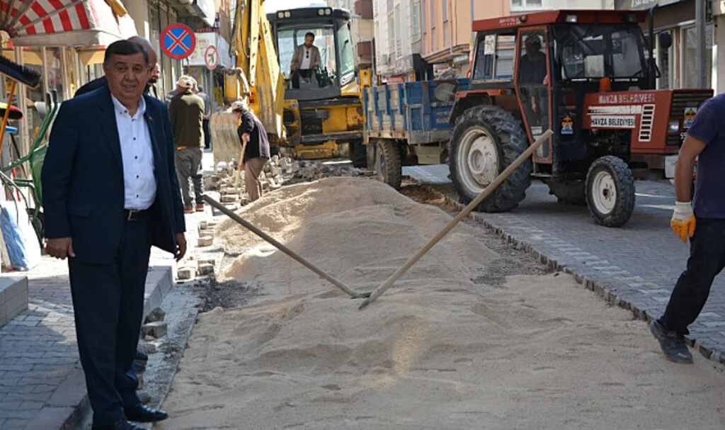 Havza’da Yol Bakım ve Onarım Çalışmaları Devam Ediyor: Hedef Güvenli Ulaşım
