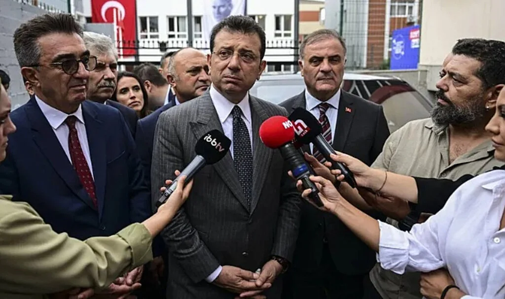 İmamoğlu’ndan Bakan Kurum'la Görüşme Hakkında Açıklama