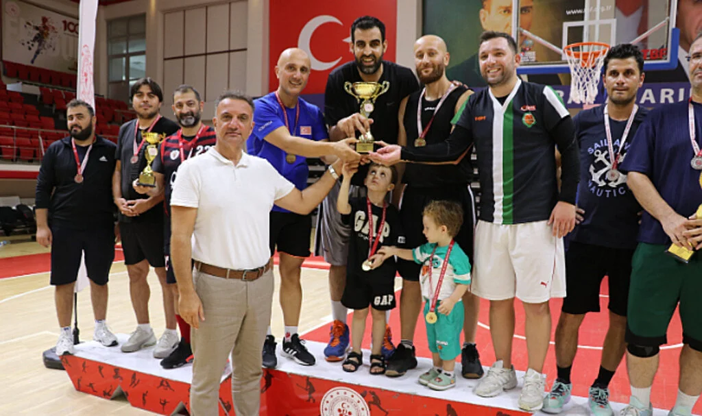 Kamu Spor Basketbol Birinciliği'nde Şampiyon Samsun GSİM