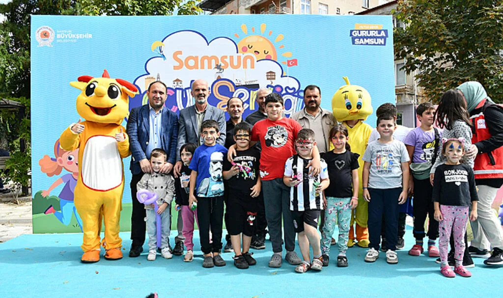 Ladik'te Çocuk Şenliği Coşkuyla Gerçekleştirildi
