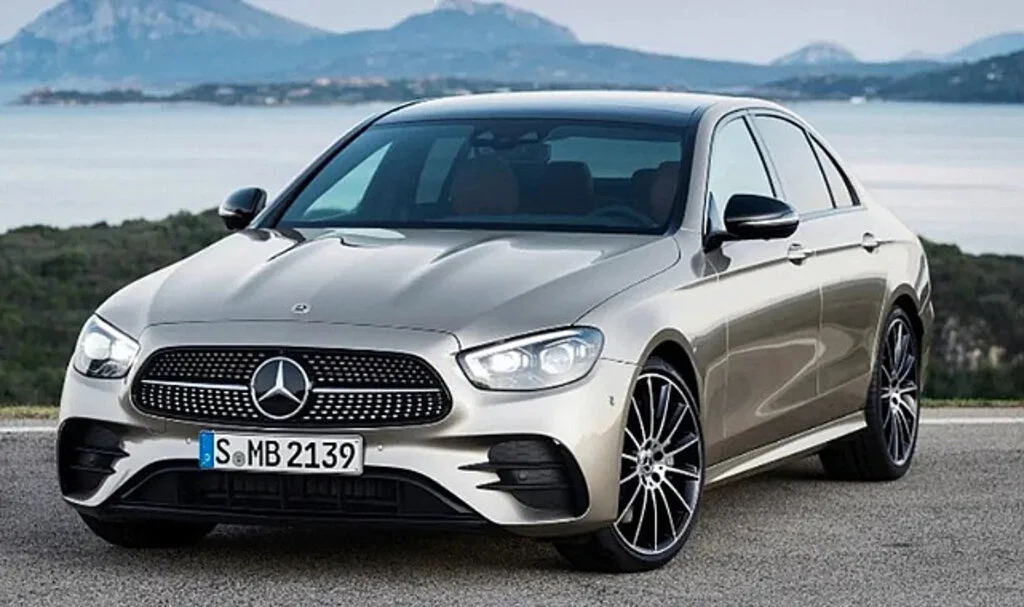Mercedes-Benz, Otomatik Sürüşte Hızı 95 Km’ye Çıkarıyor