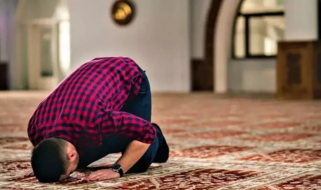 Namaz Anketi Sonuçları Açıklandı: Namaz Kılmayanların Oranı Arttı