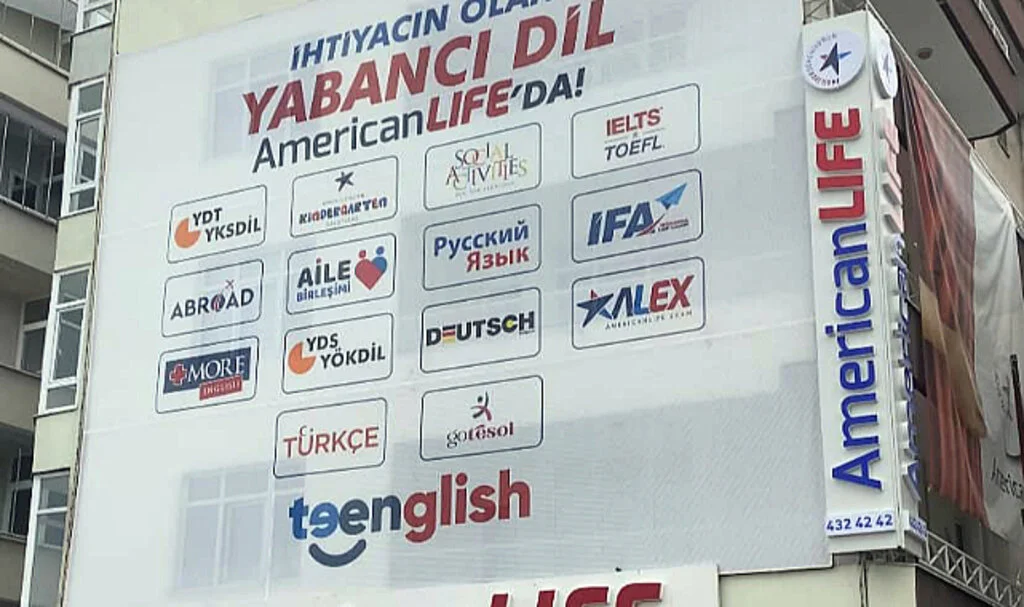 Öğrencisi olduğu binaya kurs açtı