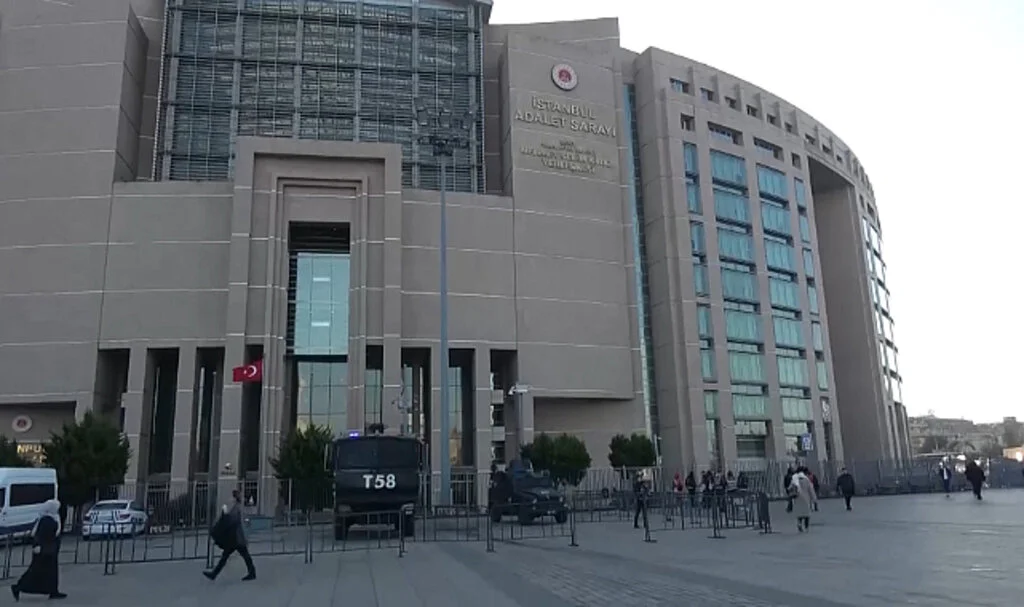 Öğrencisine istismarda bulunan öğretmene 14 yıl 7 ay hapis