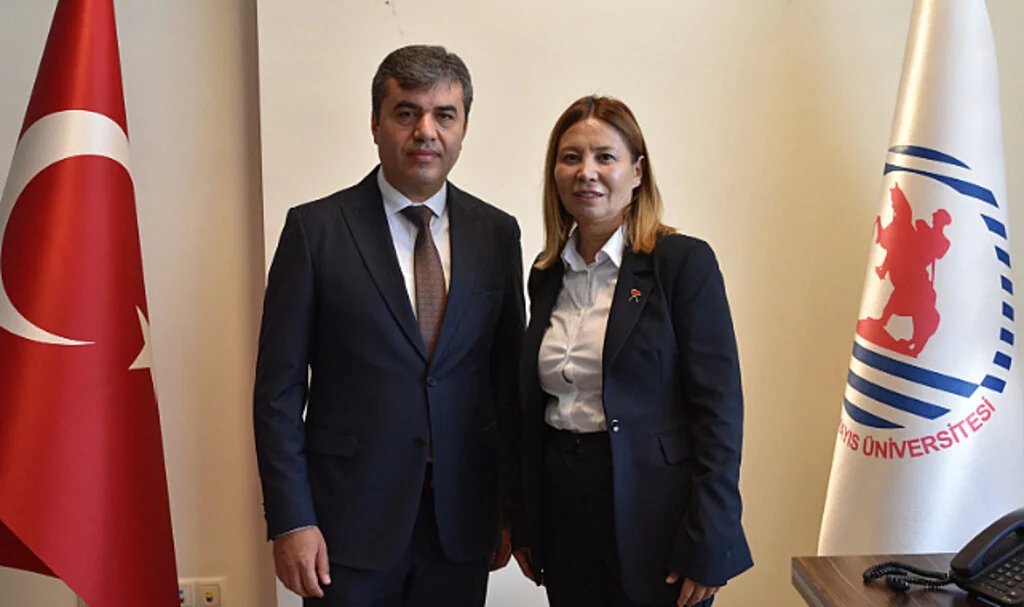 OMÜ Diş Hekimliği'nde görev değişimi 