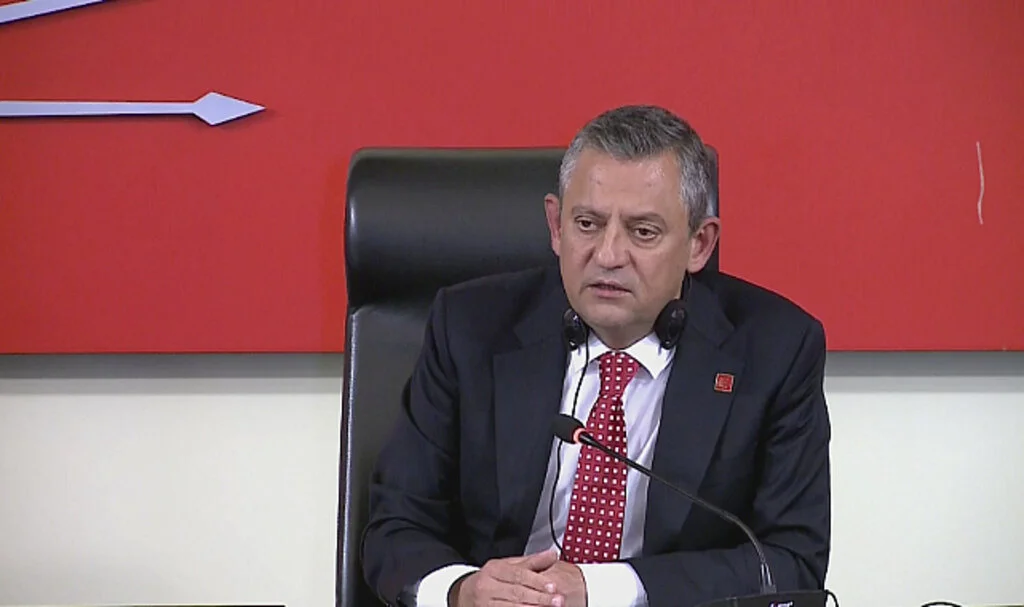 Özgür Özel’den Mansur Yavaş’ın Adaylık Açıklamasına Yanıt