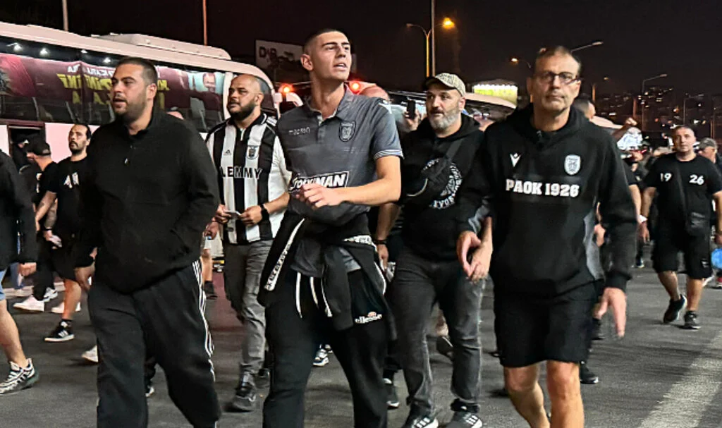 PAOK Taraftarları RAMS Park'a Geldi: Galatasaray Maçı Öncesi Geniş Güvenlik Önlemleri