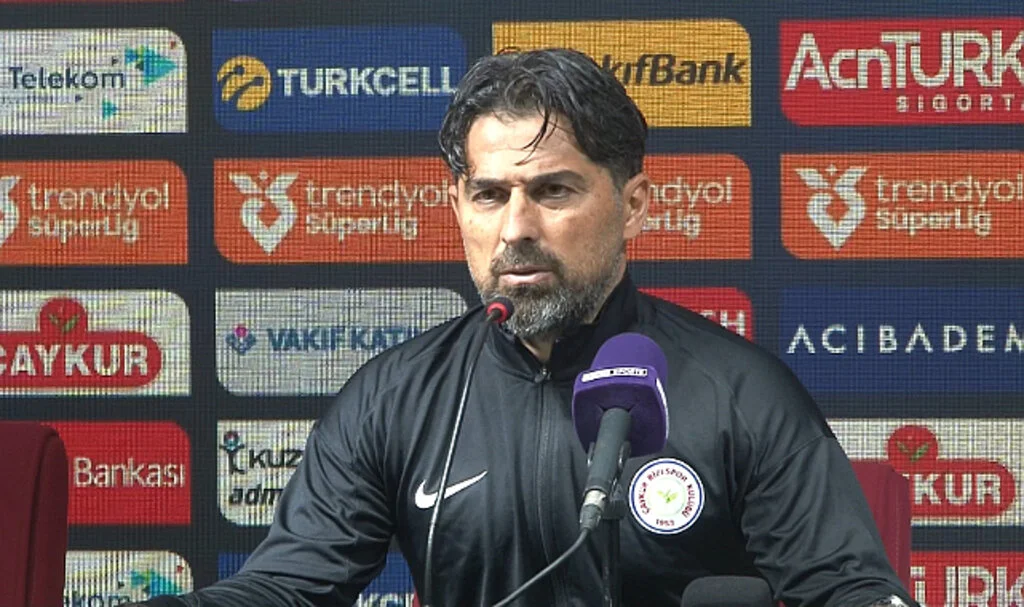 Rizespor'da İlhan Palut Samsunspor Mağlubiyetini Değerlendirdi