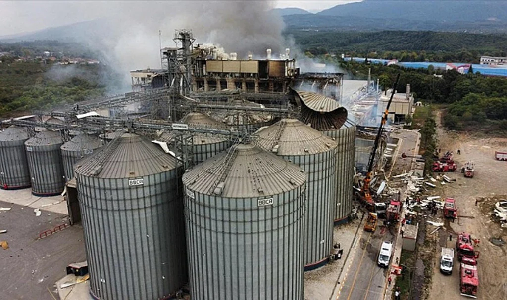 Sakarya'daki Fabrika Patlamasında Yaralı Sayısı 30'a Çıktı