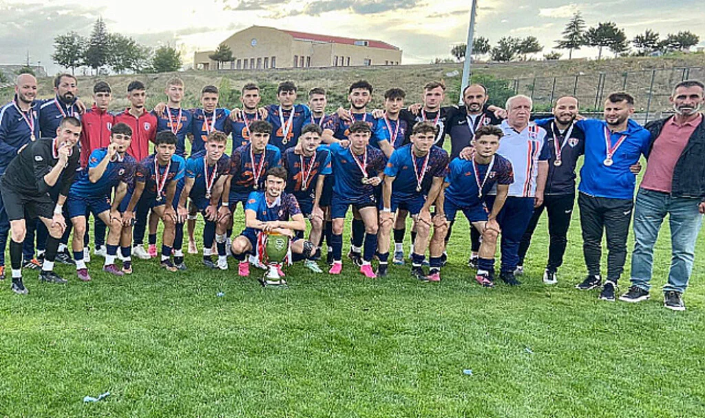 Samsun Amatör Futbolunda Büyük Başarı: Türkiye Şampiyonasında 15 Takımla Temsil Edilecek