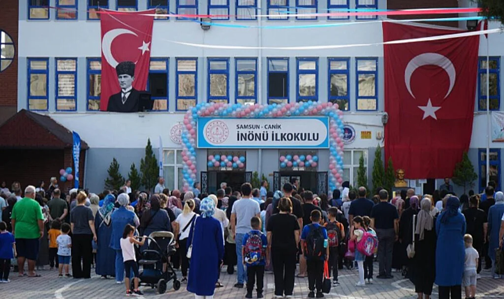 Samsun’da 260 Binden Fazla Öğrenci Eğitim Yılına Başladı
