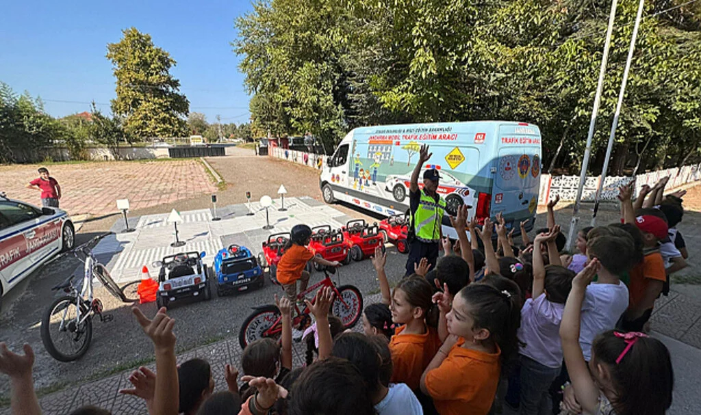 Samsun'da 28 Bin Öğrenciye Trafik Eğitimi