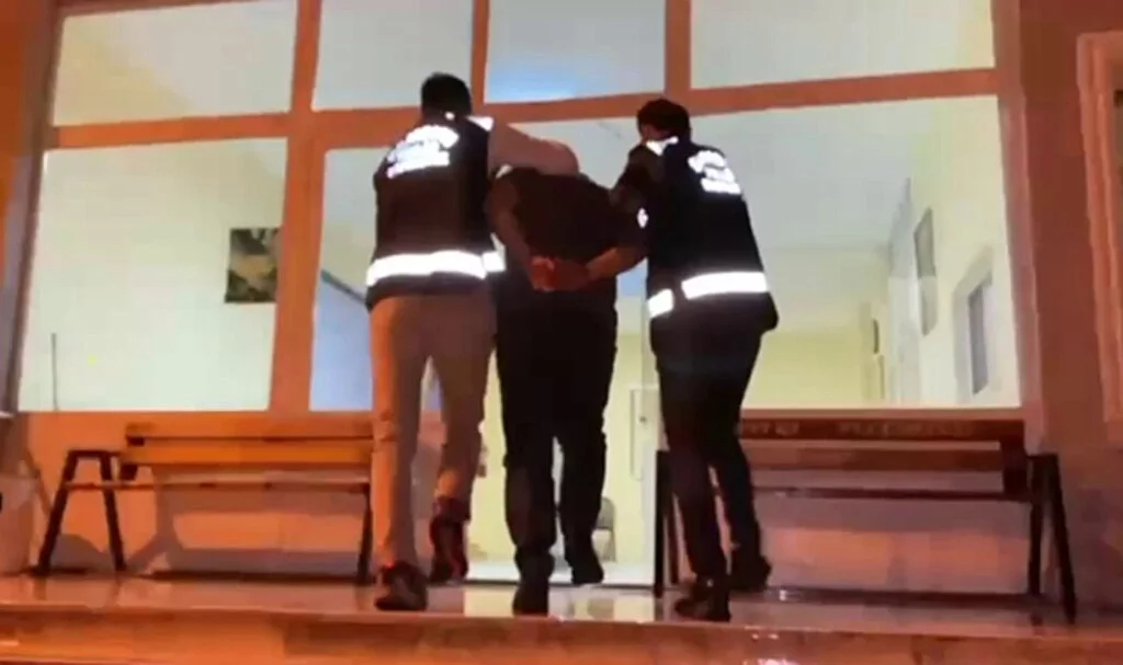 Samsun’da 8 Yıl Hapis Cezası Bulunan Firari Yakalandı