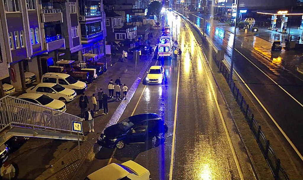 Samsun'da İki Otomobil Çarpıştı: 1 Yaralı
