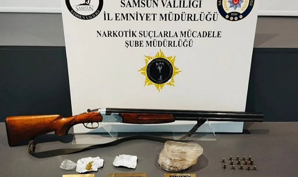 Samsun'da narkotik uygulaması: 25 kişi yakalandı