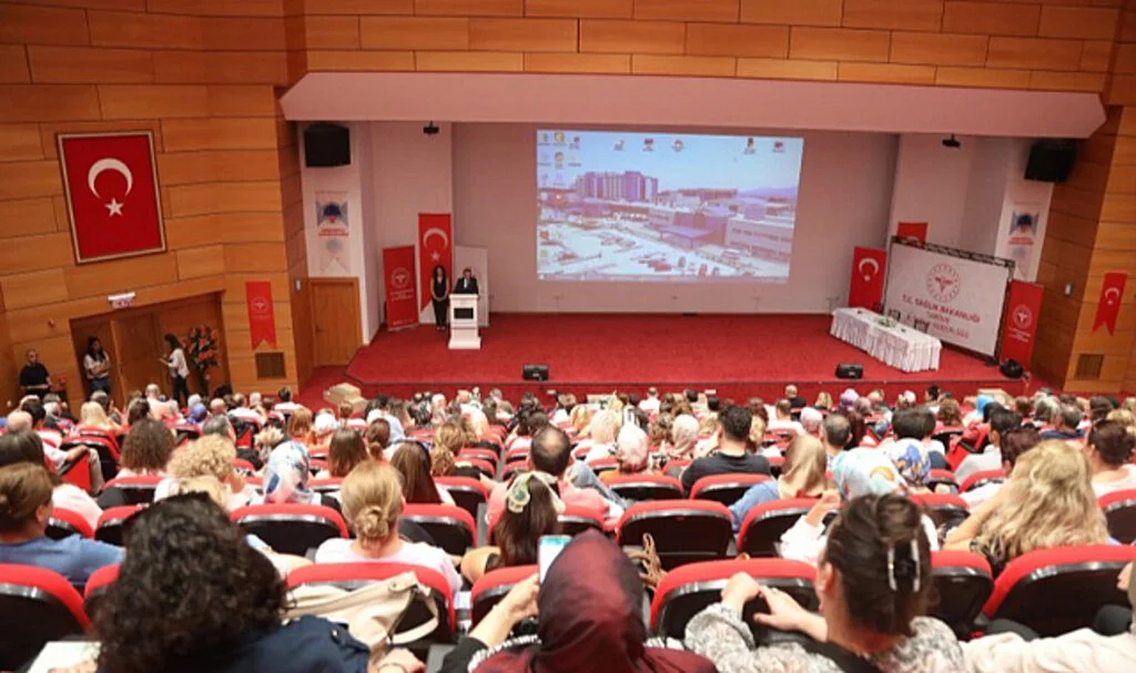 Samsun'da "Önlenebilir Bulaşıcı Hastalıklar Paneli" Düzenlendi