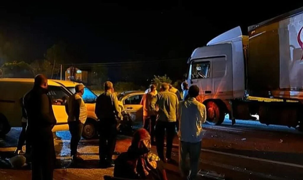 Samsun'da Zincirleme Kaza: 2 Kişi Yaralandı