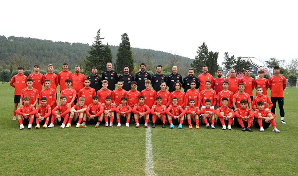 Samsunsporlu Kuzey Ersoy ve Yusuf Koloğlu U15 Milli Takım Kampında