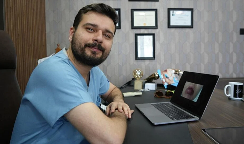 Sezaryen ile Estetik Ameliyat Kombinasyonuna Dikkat!
