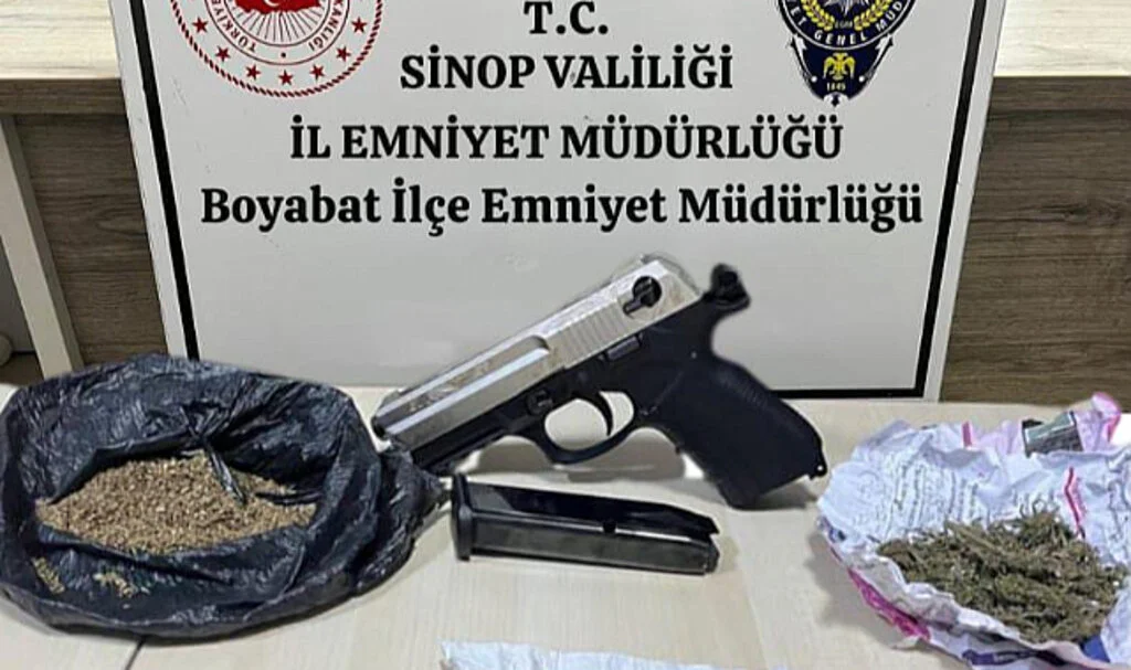 Sinop’ta Uyuşturucu Baskınında 5 Kişi Gözaltına Alındı