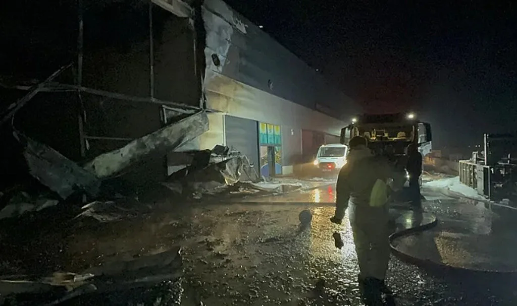 Tekirdağ’da Kimyasal Madde Deposu Yangını Söndürüldü