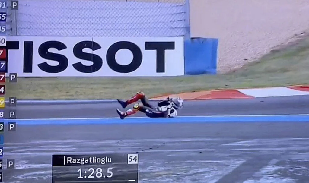 Toprak Razgatlıoğlu WSBK Fransa Antrenmanında Kaza Geçirdi