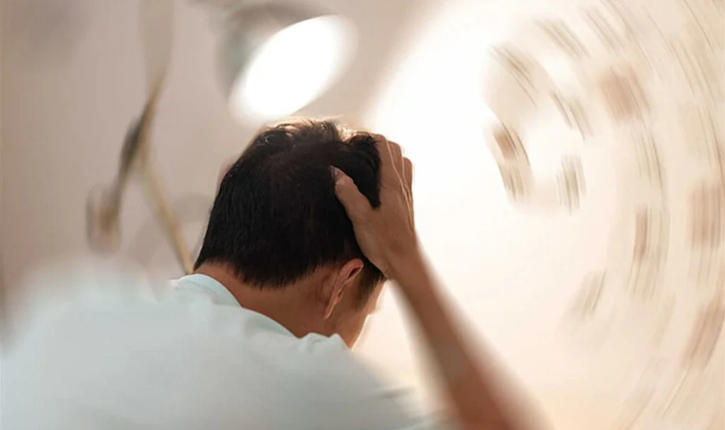 Vertigo Nedir? Belirtileri Nelerdir?