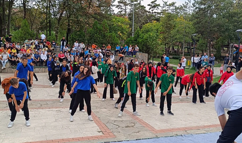 Vezirköprü'de Avrupa Hareketlilik Haftası Coşkuyla Kutlandı