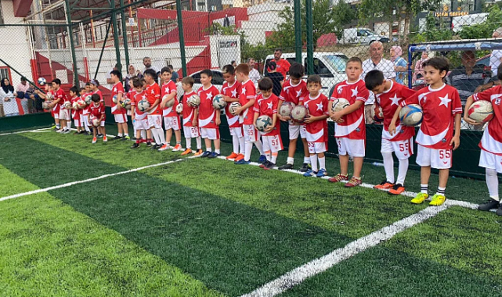 YAB-PA Amatörün her kategorisinde var