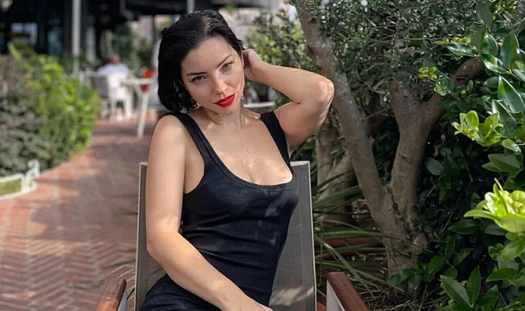 Yan Masadan Meyve Merve Boluğur'u Kızdırdı