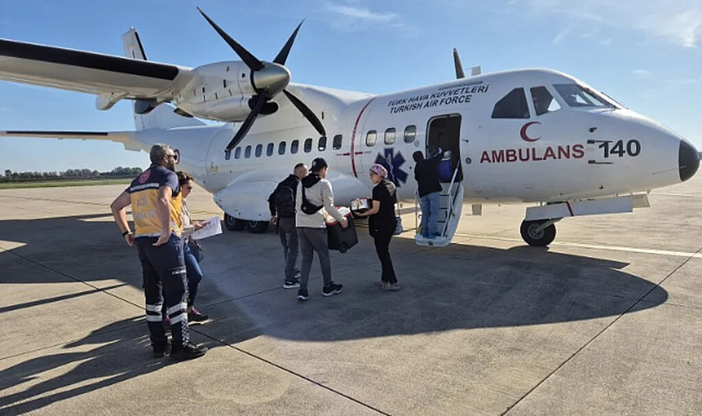 Ambulans Uçak Samsun'dan İstanbul'a Kalp Nakli İçin Havalandı