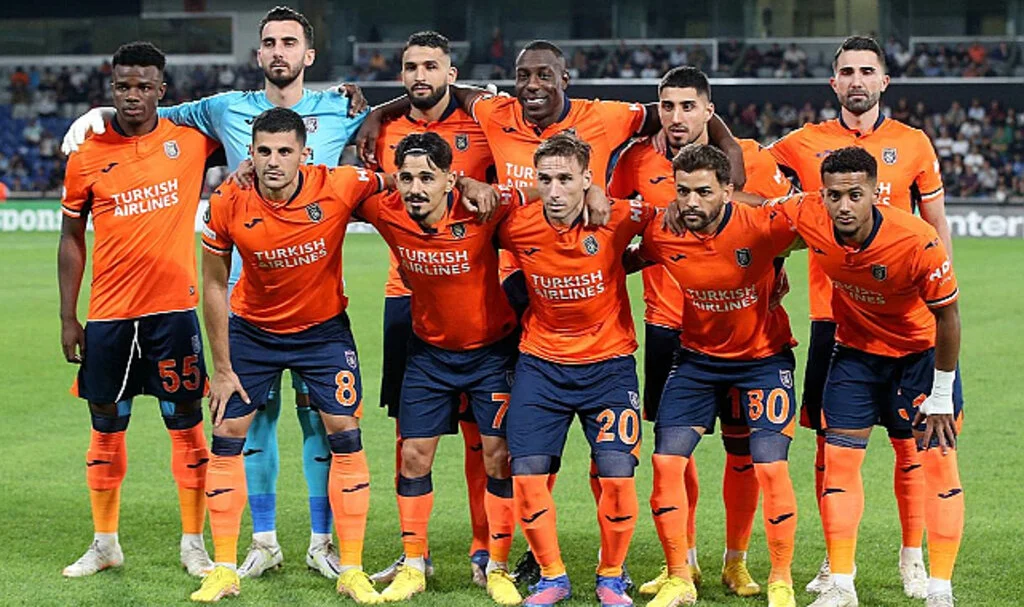 Başakşehir, UEFA Konferans Ligi'nde Rapid Wien'i Ağırlıyor