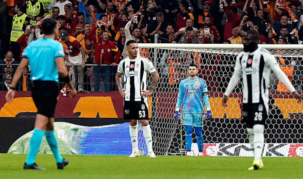 Beşiktaş, Galatasaray Deplasmanında 8 Maçtır Kazanamıyor