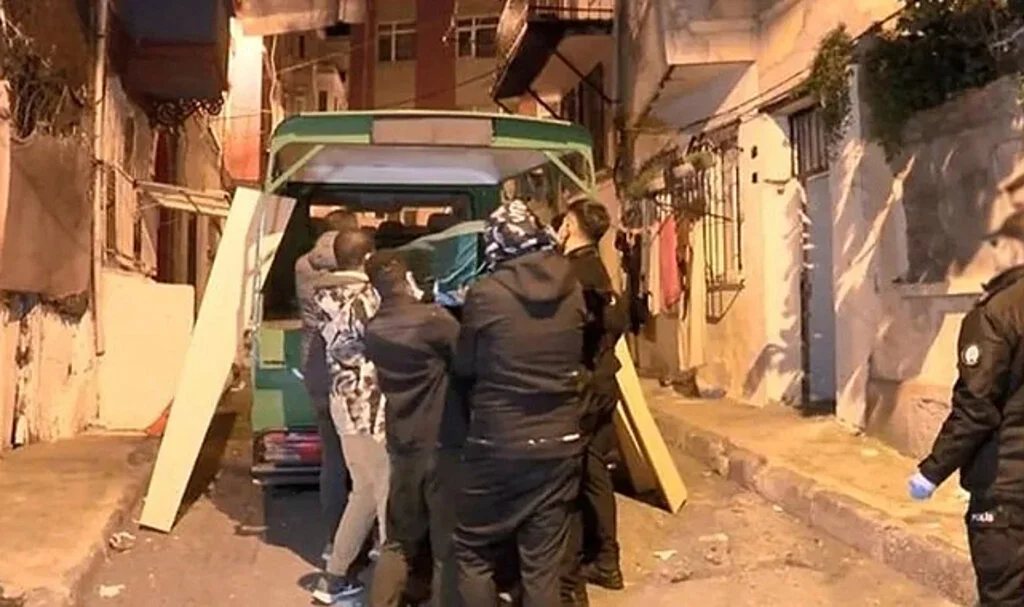 Beyoğlu'nda Anne ve Bebeği Ölü Bulundu