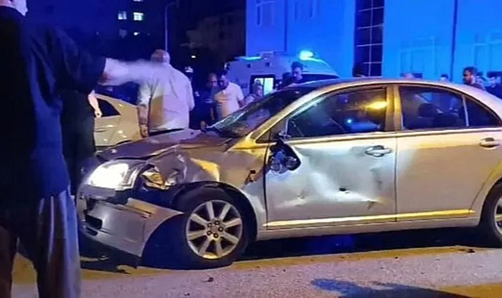 Çorum’da İki Otomobil Çarpıştı: 3 Yaralı