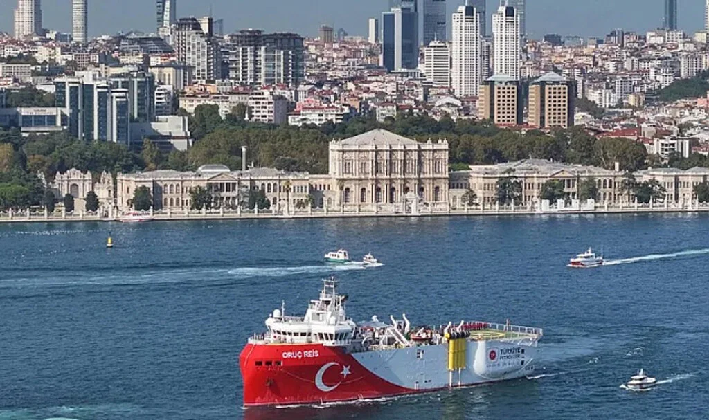 Enerji Bakanı: Doğalgaz ve Petrol Aramada Yeni Dönem Başladı