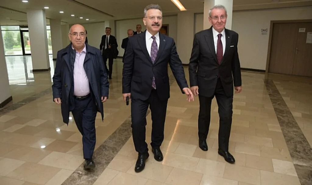 Eskişehir Valisi Hüseyin Aksoy, Samsun Lojistik Merkez'de İncelemelerde Bulundu