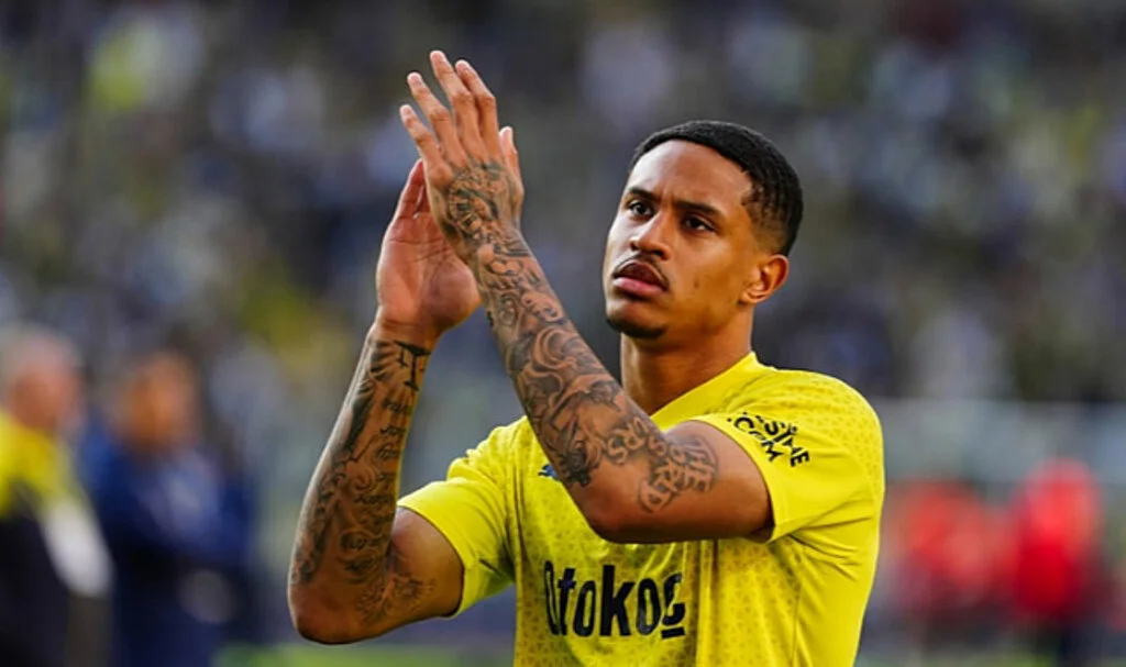 Fenerbahçe'de şok: Oosterwolde sezonu kapattı
