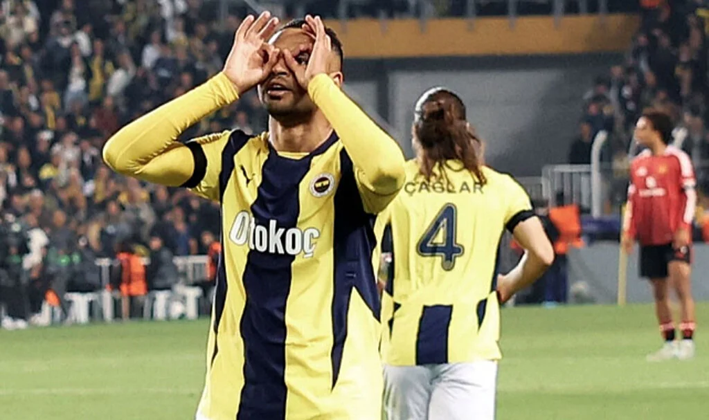 Fenerbahçe, Manchester United ile 1-1 Berabere Kaldı