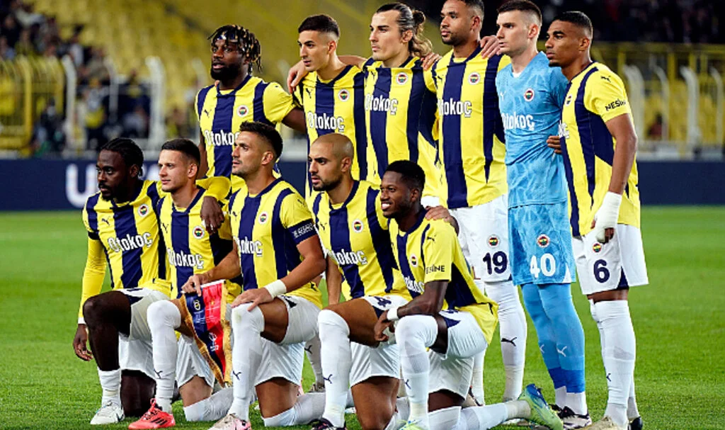 Fenerbahçe-Manchester United Maçında Mourinho'dan 4 Değişiklik