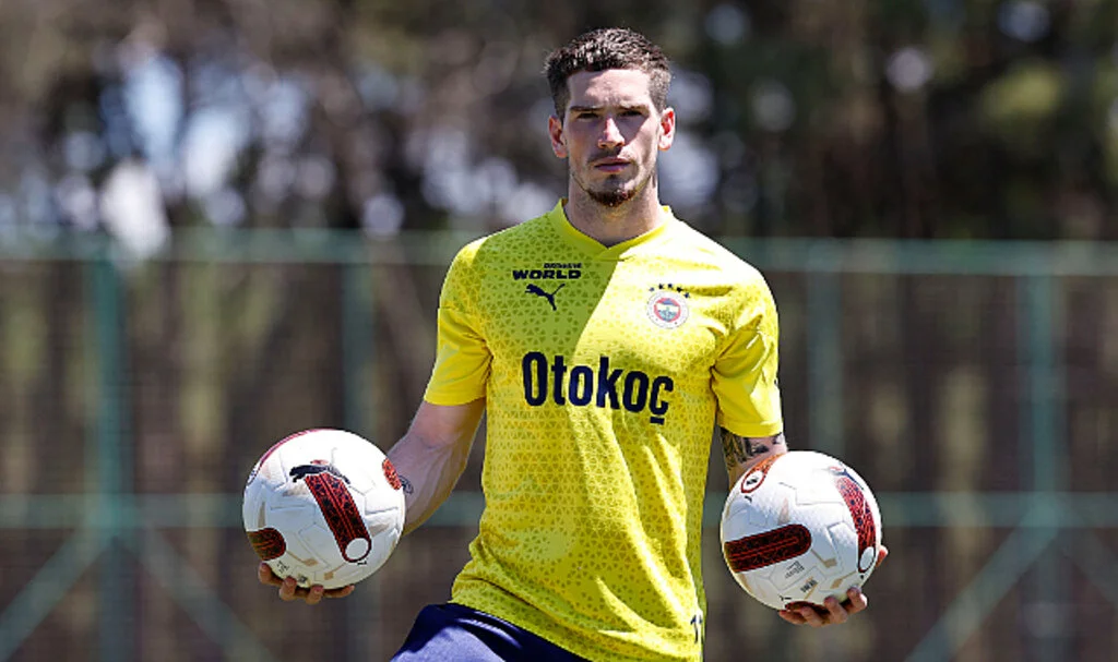 Fenerbahçe, Ryan Kent ile Yollarını Ayırdı