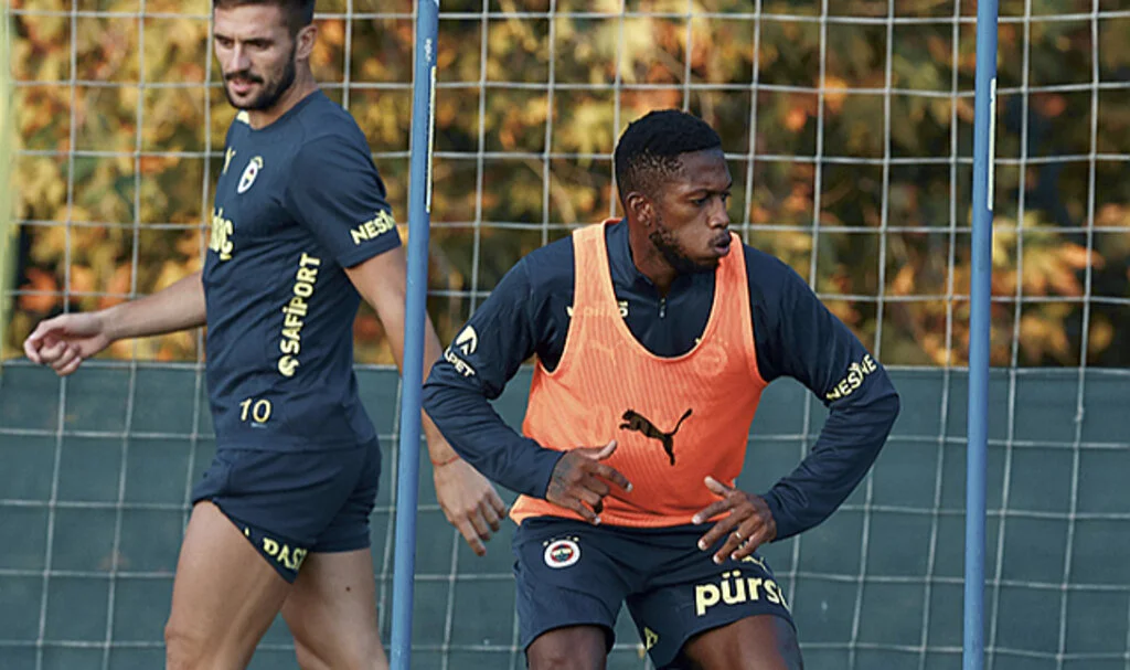 Fenerbahçe, Samsunspor Deplasmanına Hazırlanıyor