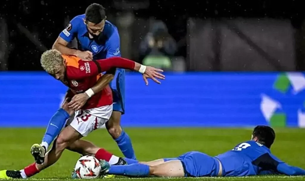 Galatasaray, Rigas Skola Karşısında 2-2 Beraberlikle Sahadan Ayrıldı