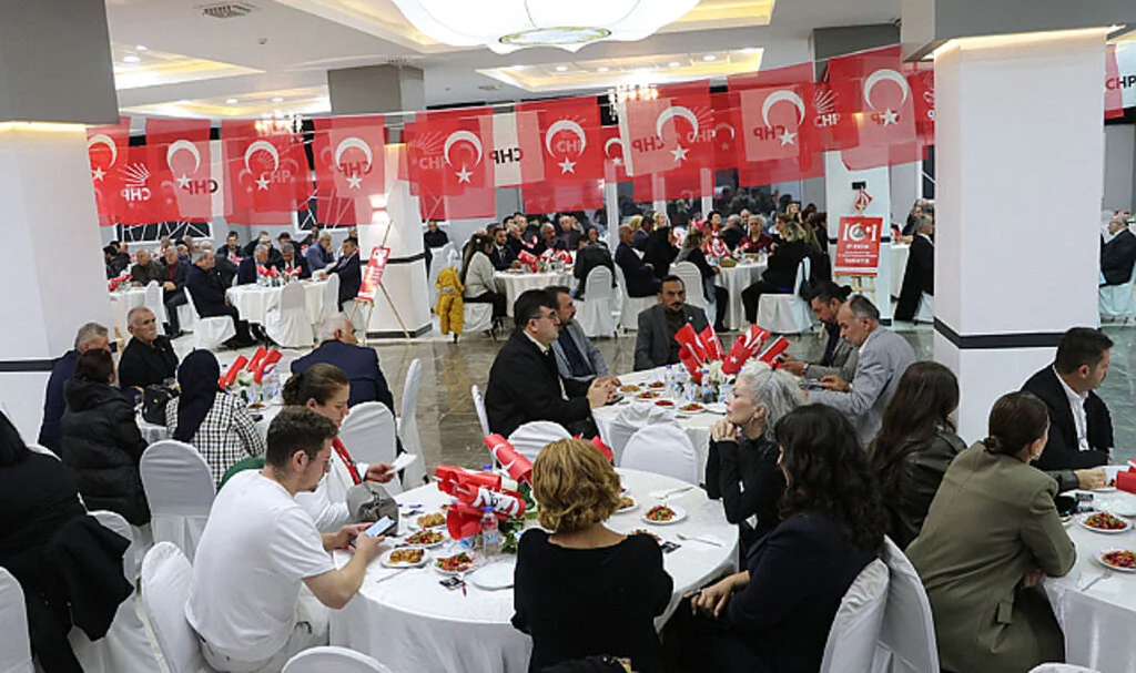 Havza’da CHP’den Cumhuriyet Balosu Coşkusu