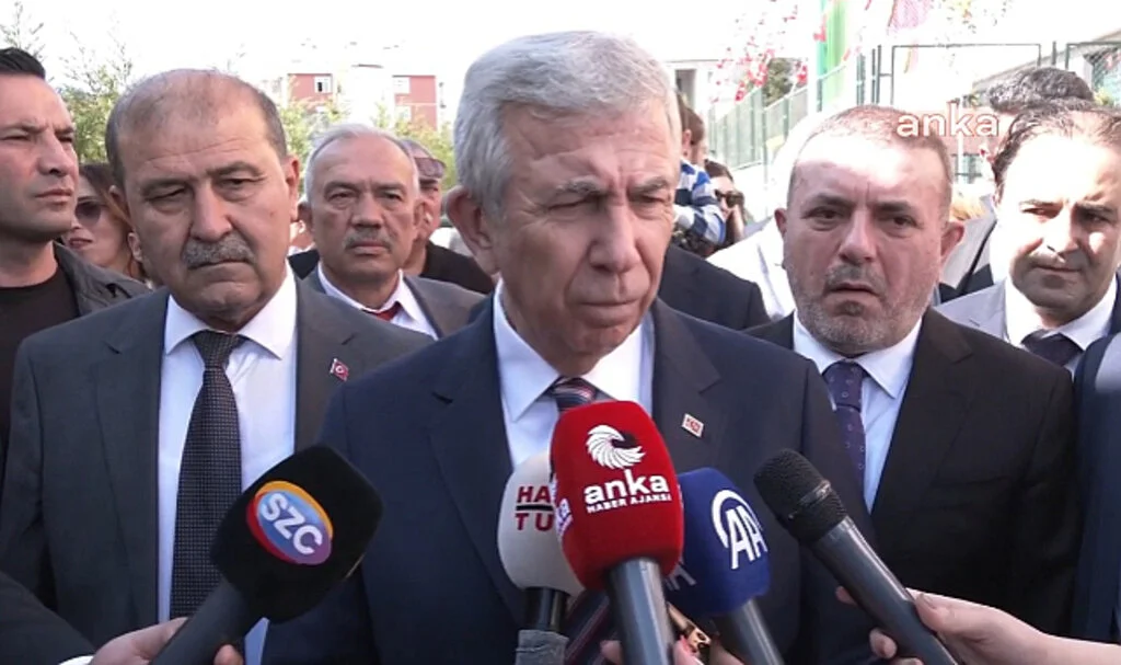 Mansur Yavaş: Okullarda Temizlik Çalışmalarına Devam Ediyoruz