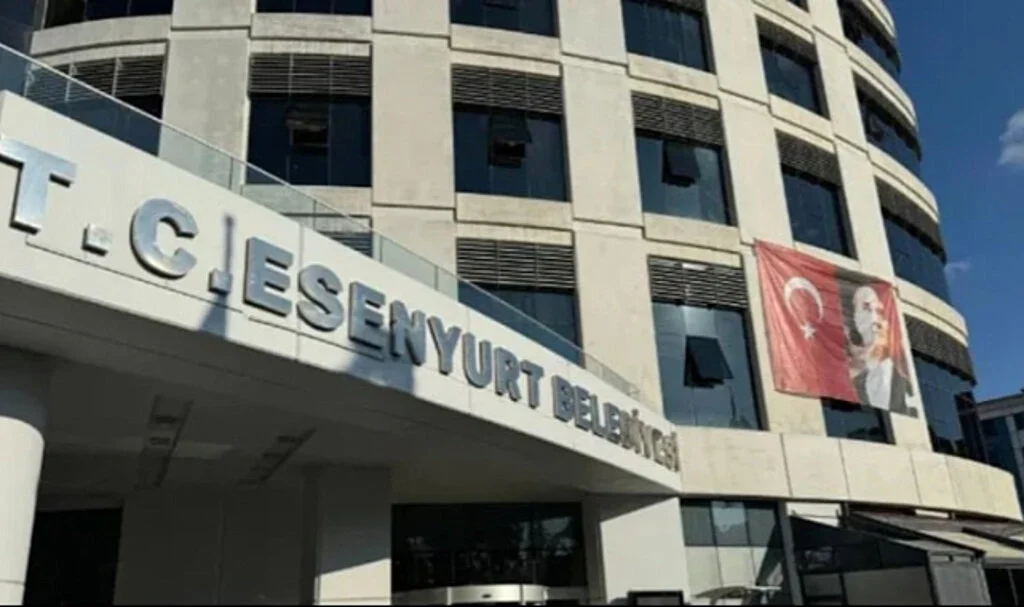 Mansur Yavaş'tan Esenyurt Kayyum Kararına Sert Eleştiri