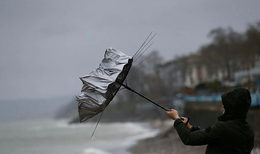 Meteoroloji'den Sağanak ve Fırtına Uyarısı: 20 Ekim Hava Durumu