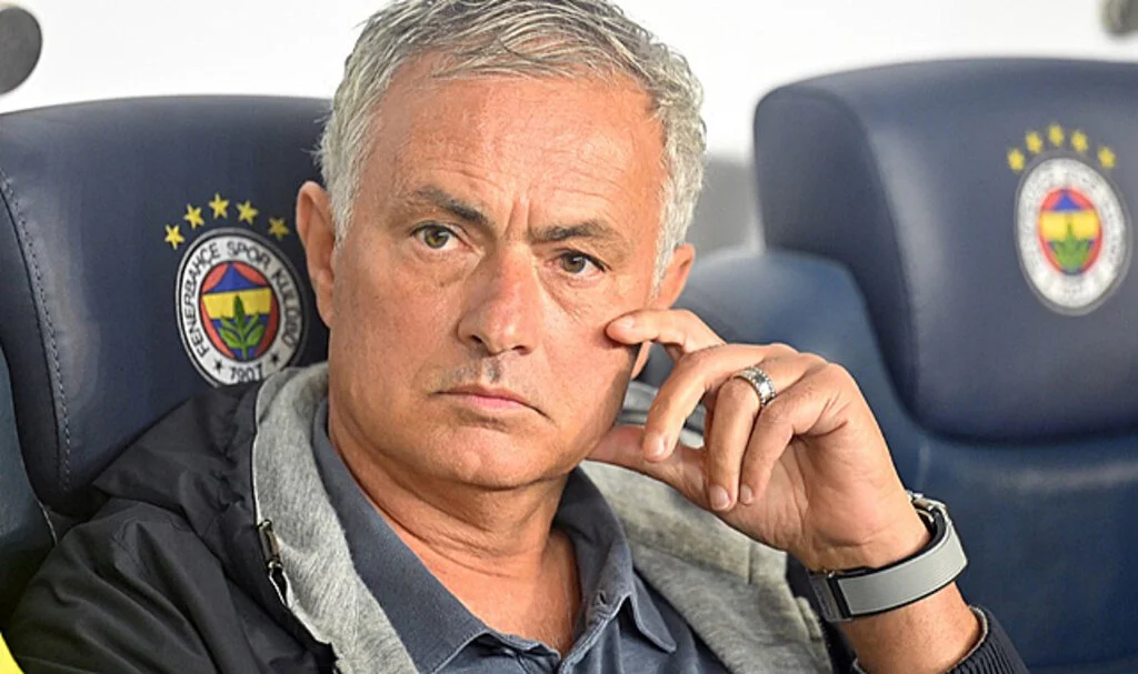 Mourinho'dan Samsunspor Maçı Öncesi Büyük Revizyon