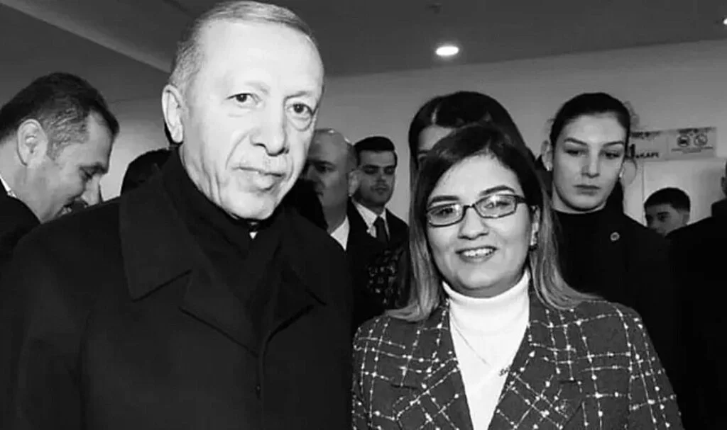 Ömer Çelik'ten Acı Haber: Betül Önderoğlu Vefat Etti